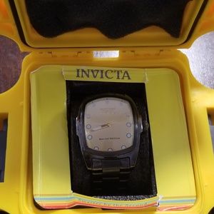 Invicta watch with case